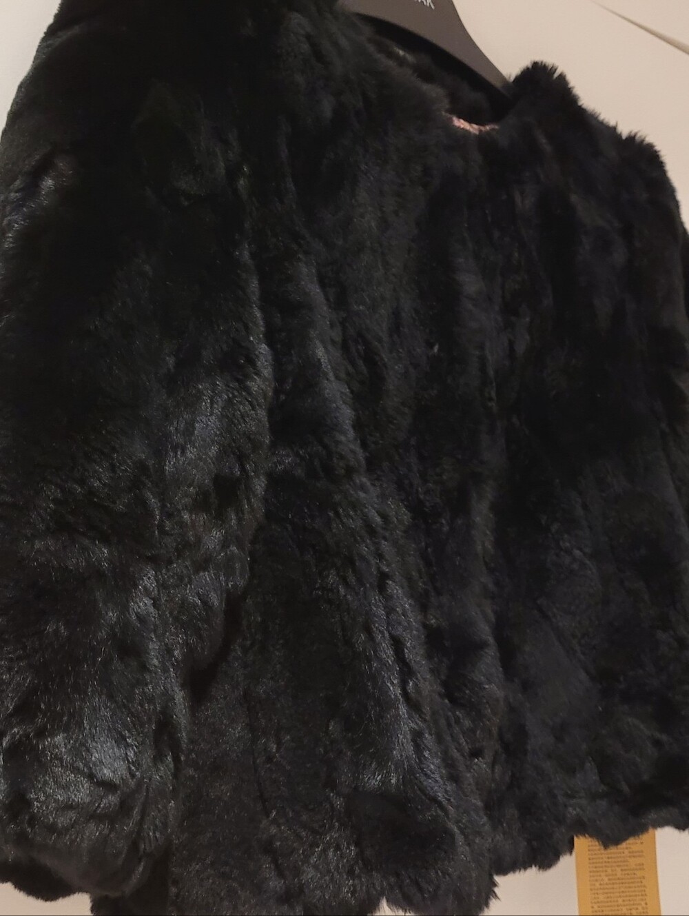 Real Rabbit Fur Short Cardigan - Picture 2 of 9